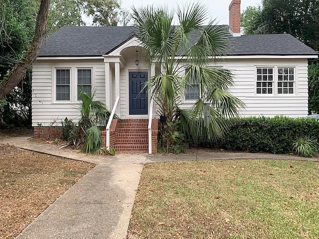 514 E College Ave — Photo 1