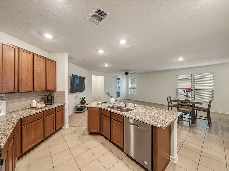 6218 Morning Fern Ln — Photo 8