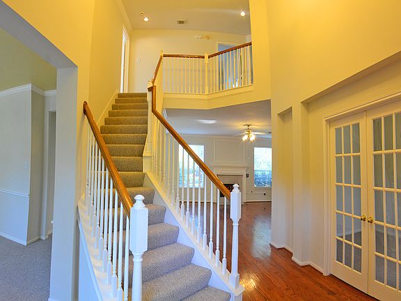 2nd image of 22407 Crisfield Ct
