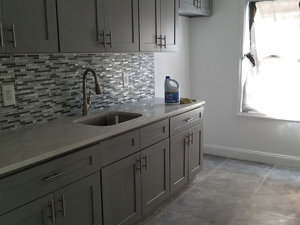 1st image of 10970 204th St