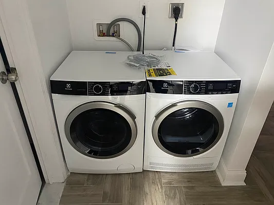 Rented by EXP Realty | media 14