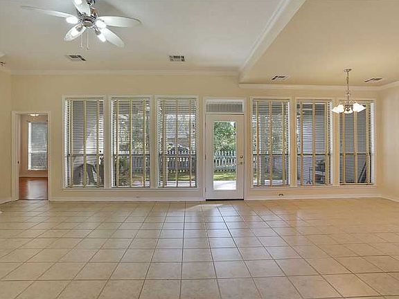 5th image of 119 Stonewood Dr