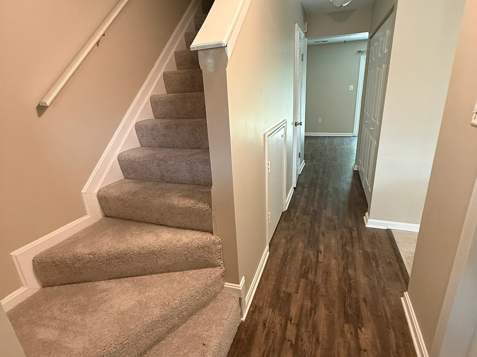 3 bed, 1120 sqft, $2,500 — Photo 2