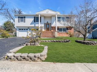 50 Virginia Drive, Howell, NJ 07731