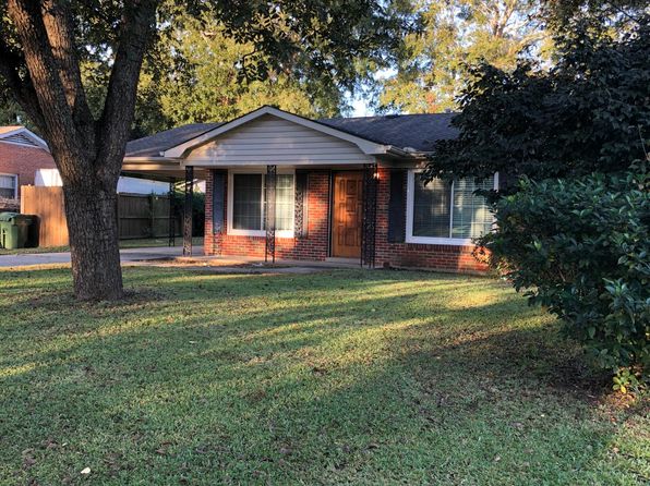 1100 Zephyr Hills Dr