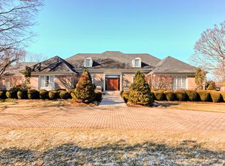 8903 Cromwell Hill Rd, Hurstbourne, KY 40222