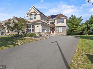 23 White Oak Dr, Egg Harbor Township, NJ 08234