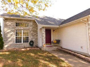 804 S Jonathan Ave, Springfield, MO 65802