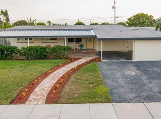 125 Keller Dr, Palm Springs, FL 33461