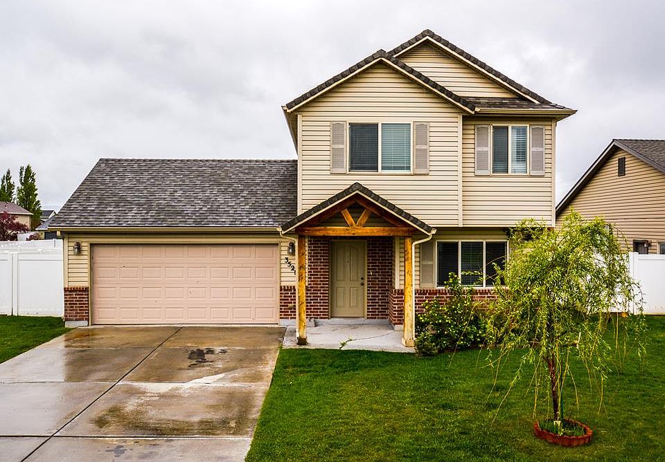1st image of 3528 E Pearce Dr