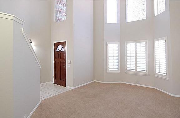 4th image of 6400 La Cadena Dr