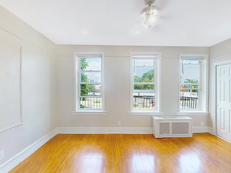 456 Dewitt Ave #2 — Photo 5