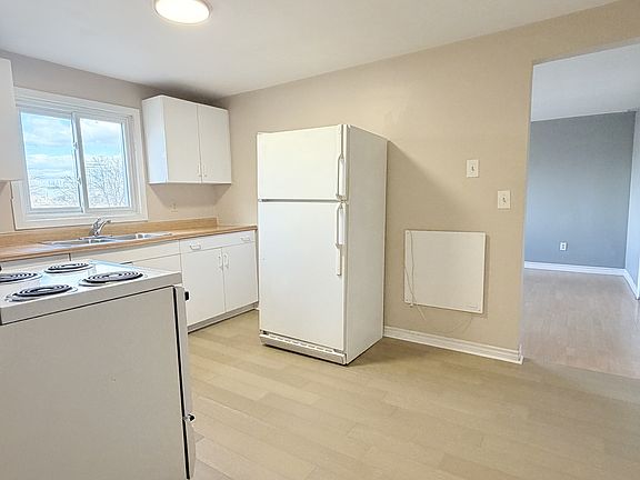 5th image of 751 Windsor Ave #3