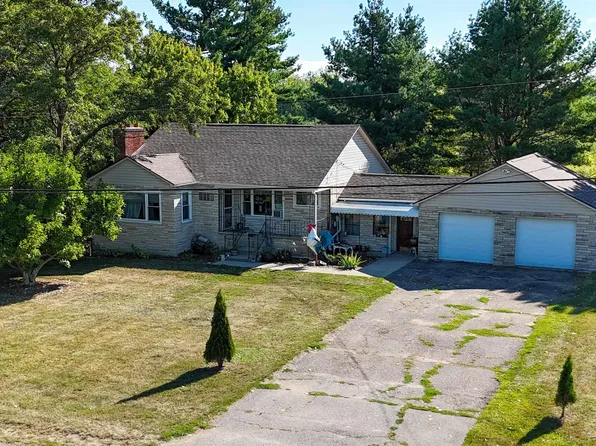 3121 S Shepherd Rd, Mount Pleasant, MI 48858