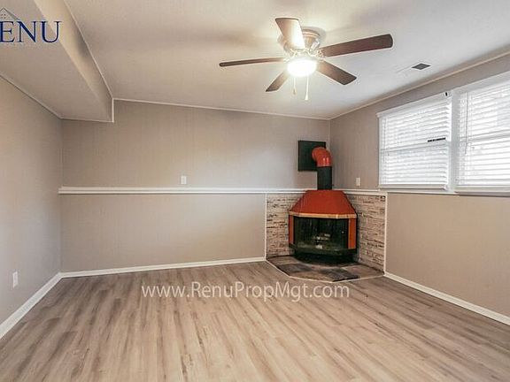 5th image of 342 Broken Arrow Ct