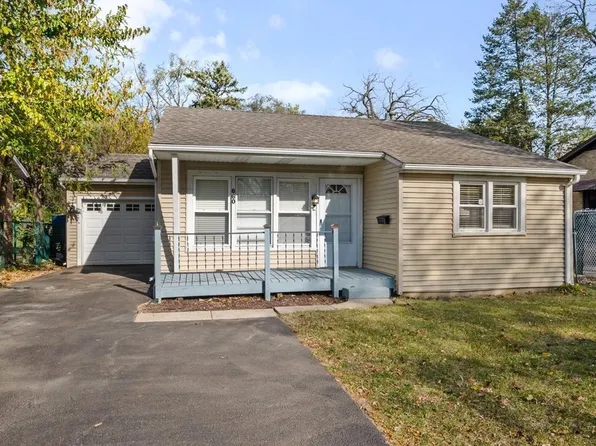 660 E Palatine Rd, Palatine, IL 60074