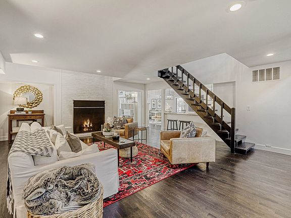 5th image of 22563 N Ruth Ct