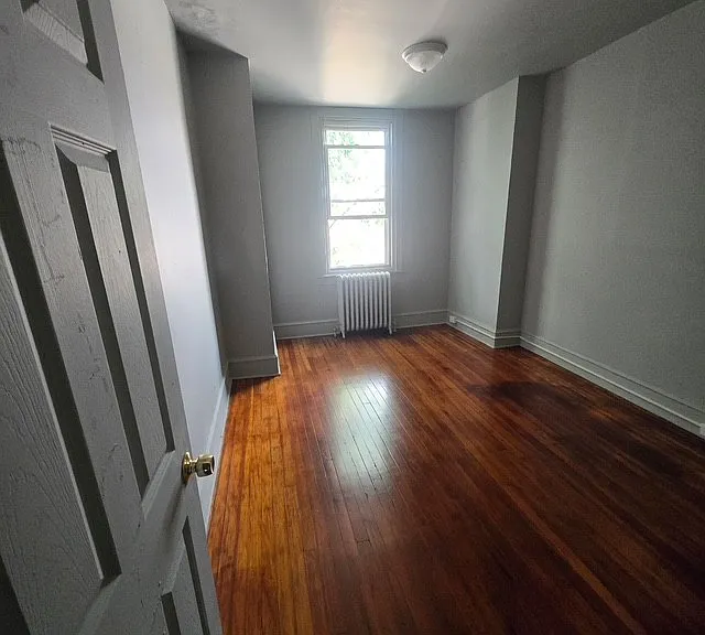 4417 N Franklin St — Photo 2