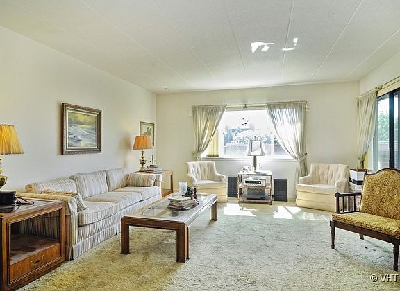 3rd image of 214 N Pine Ave APT 3C