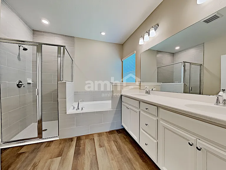 245 Edge Park Trl — Photo 10