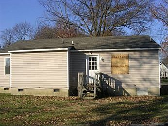 3rd image of 3612 Lynhaven Ave