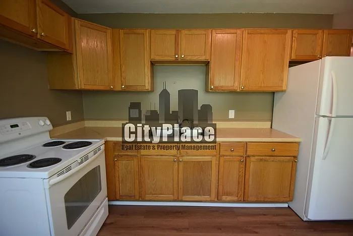 1458 W Congress Ave — Photo 9
