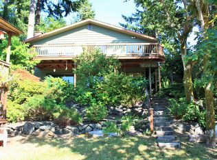 301 E Treasure Island Dr, Allyn, WA 98524