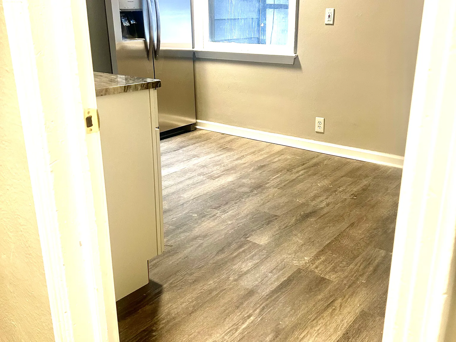 4 bed, 1600 sqft, $2,400 — Photo 4
