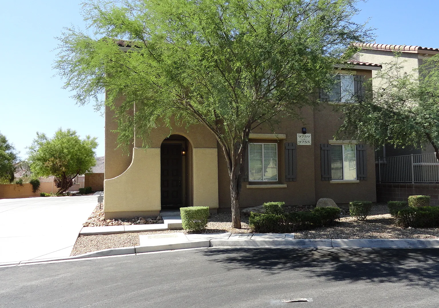 9759 W Beach Rose Ct - 1 — Photo 2