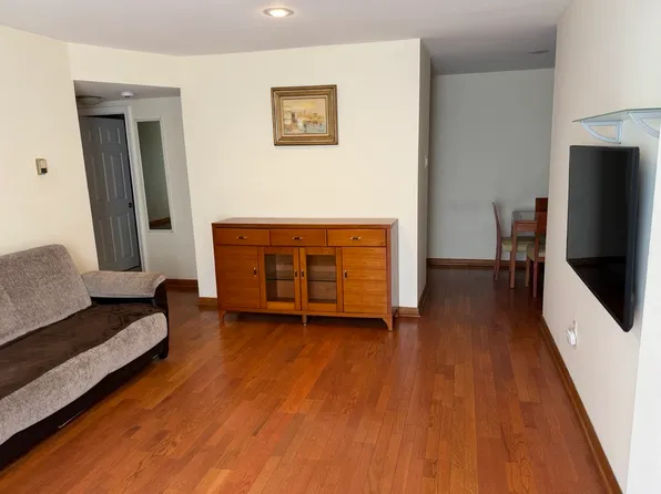 441 Tomlinson Rd APT E17, Philadelphia, PA 19116