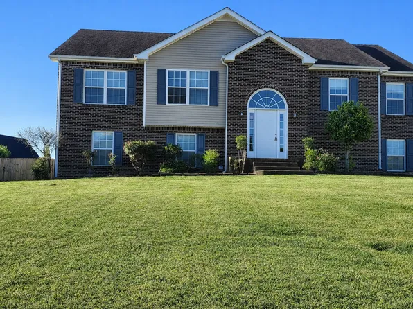 3197 Twelve Oaks Blvd, Clarksville, TN 37042