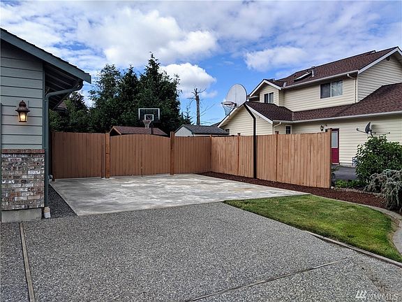 2nd image of 16810 Gailee Dr
