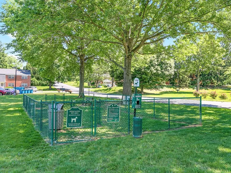 Off-Leash Dog Park