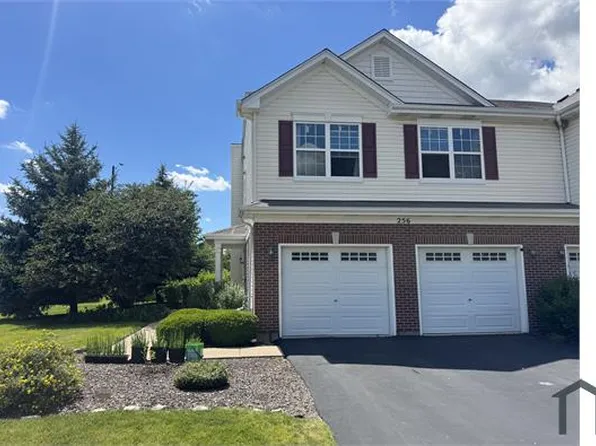 256 S Oak Creek Ln, Romeoville, IL 60446