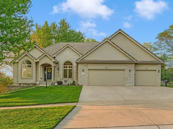 5956 SW Clarion Ln, Topeka, KS 66610