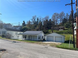127 Josephine Ave, Madison, WV 25130