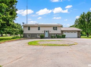 8472 Cardinal Hill Rd, Rochester, IL 62563