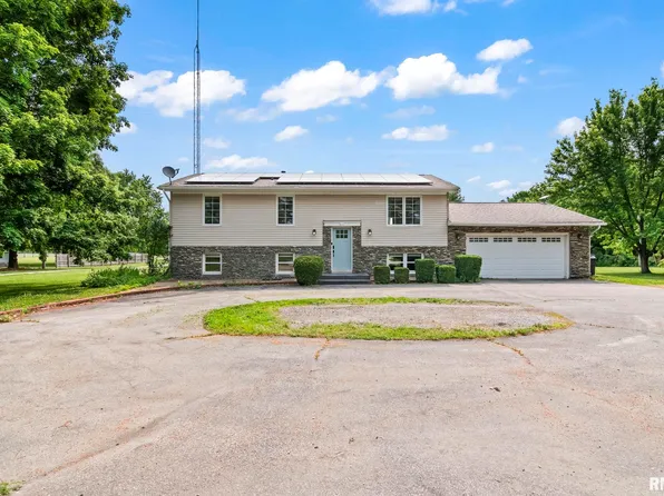 8472 Cardinal Hill Rd, Rochester, IL 62563