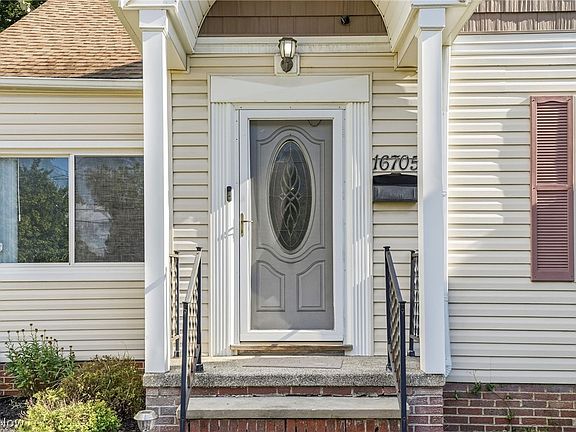 3rd image of 16705 Raymond St