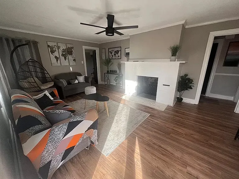 317 Wrenn Dr — Photo 6