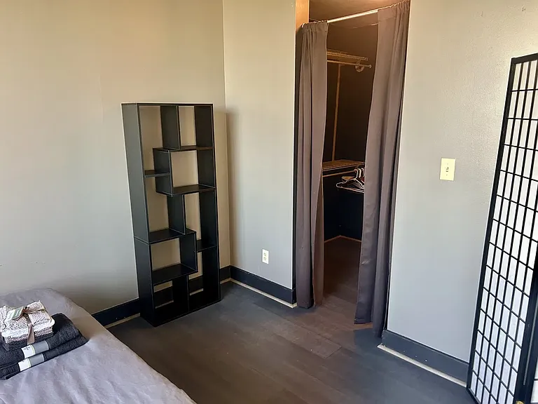600 E 8th St #12E — Photo 8