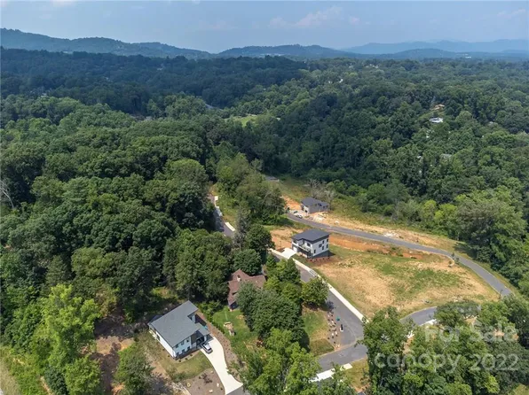 309 Iron Ridge Loop #15, Asheville, NC 28806