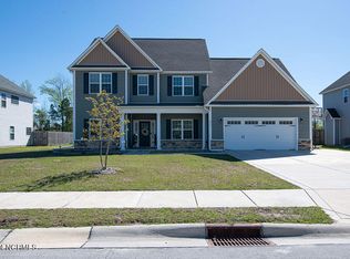 216 Knightheads Dr, Swansboro, NC 28584