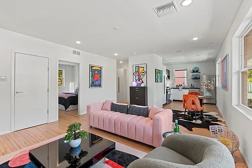 1504 Perry St Photo 1