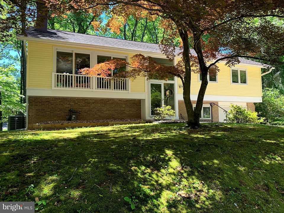 1st image of 11 Farsta Ct