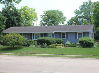 1607 W 43rd St, Davenport, IA 52806