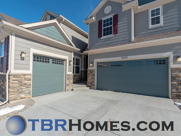 9521 Market Dr — Photo 2