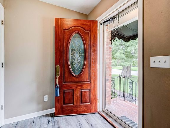 4th image of 2524 Farrier Pl