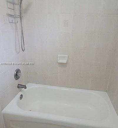4th image of 10648 NW 87th Ct #10648