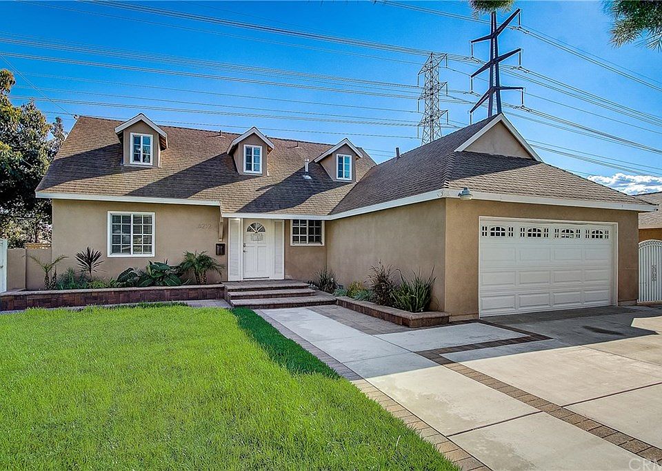 2nd image of 8212 Clover Way